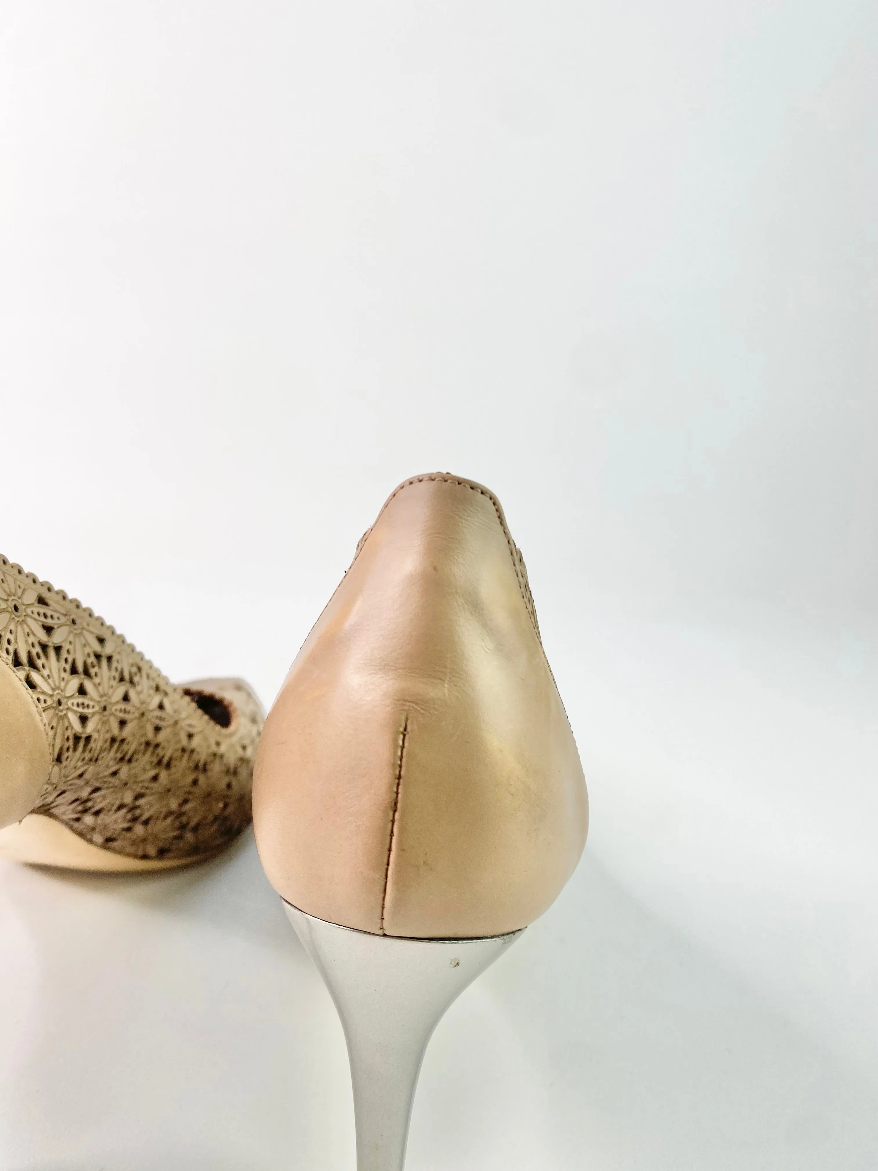 Bianca Buccheri Laser Cut Floral Sandalwood Stilettos - EU36