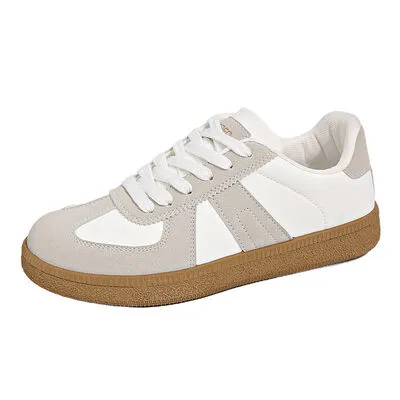 Contrast Flat Sneakers