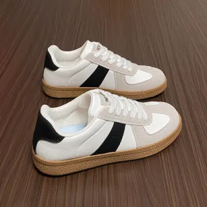 Contrast Flat Sneakers
