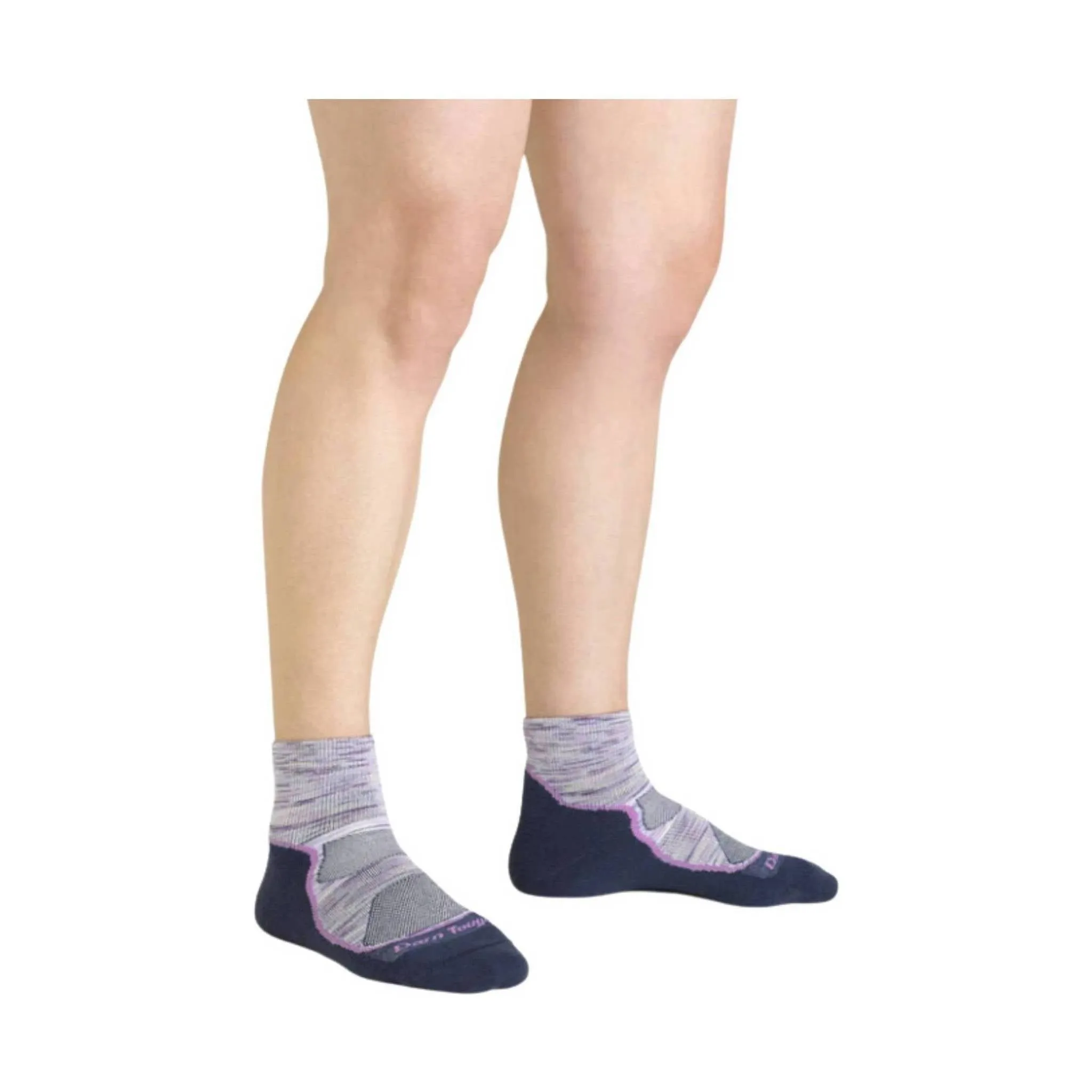 Darn Tough Vermont Women's Light Hiker Quarter Lightweight Hiking Sock - Cosmic Purple