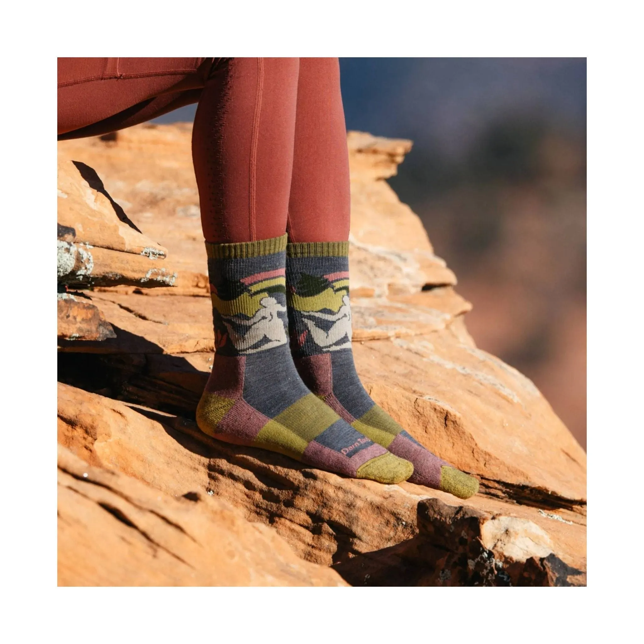 Darn Tough Vermont Women's Trailblazer Micro Crew Lightweight Hiking Sock - Taupe