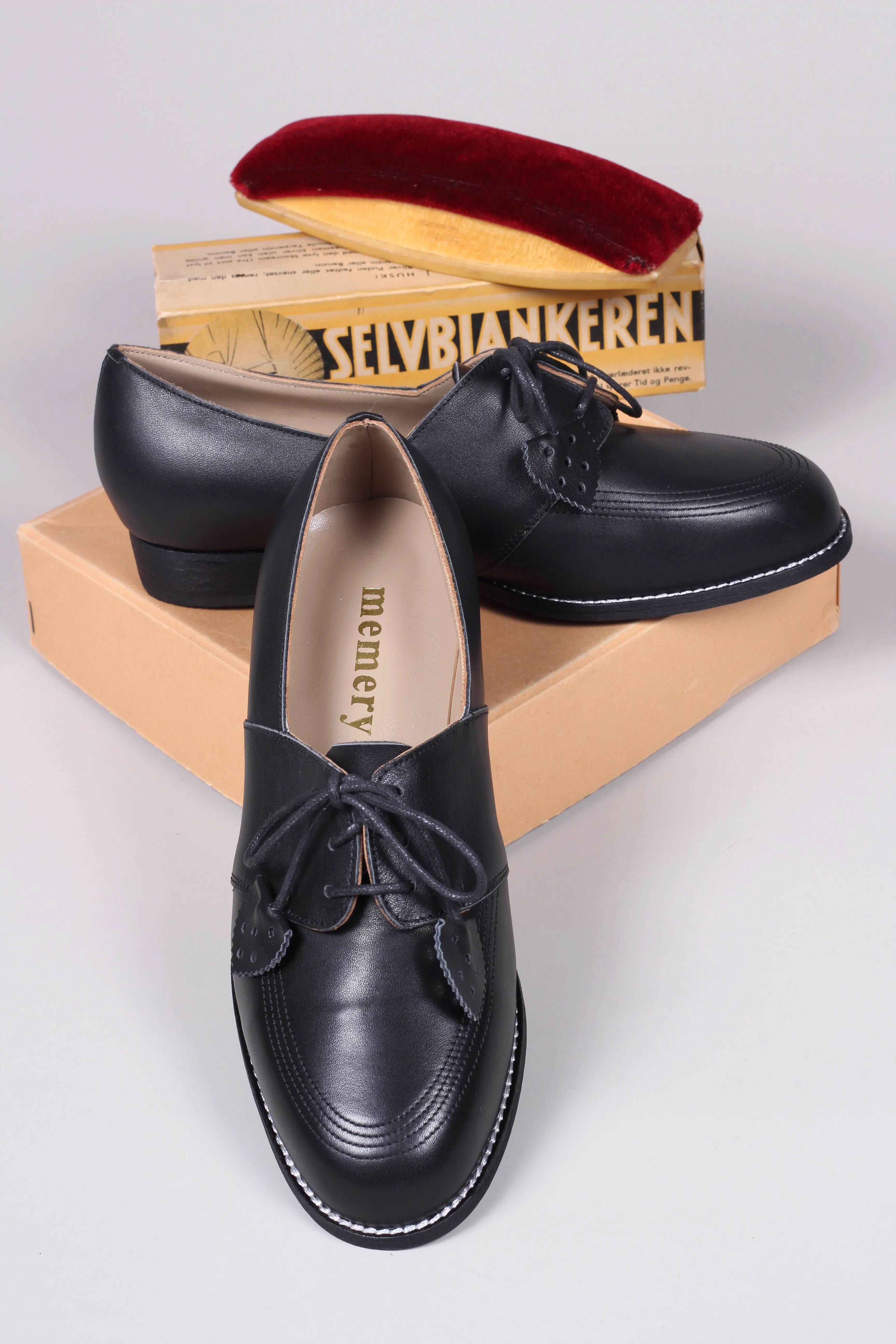 Everyday Derby shoe- 40s - Black- Billie