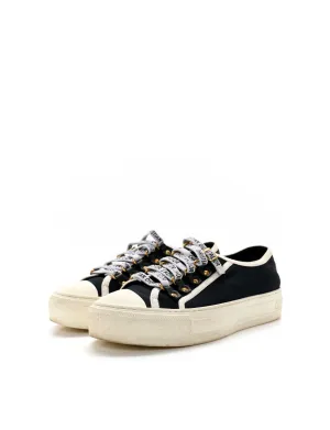 <b>DIOR </b> <br>Canvas Dot Walk'N'Dior Low Top Sneakers 36