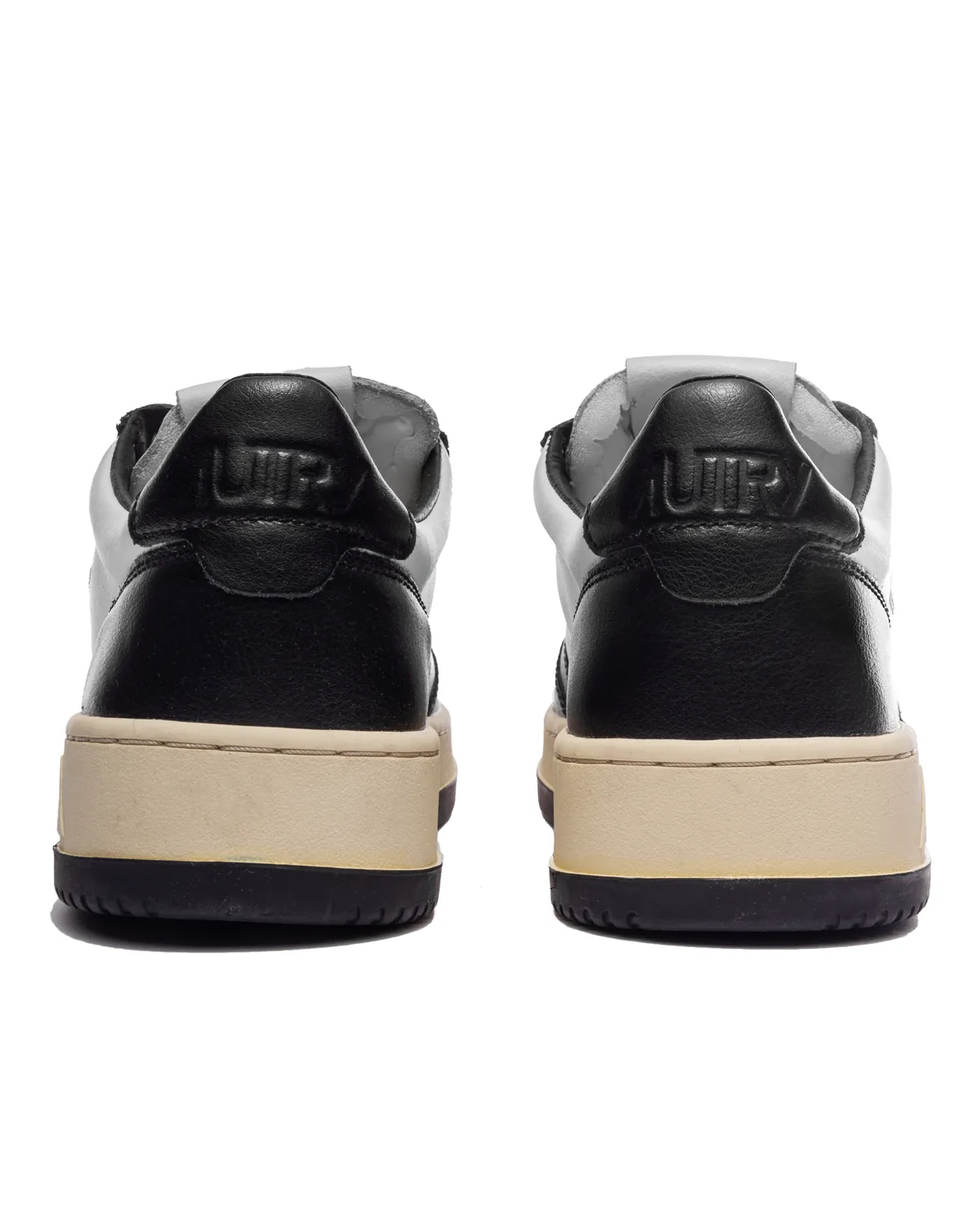 Medalist Low White/Black