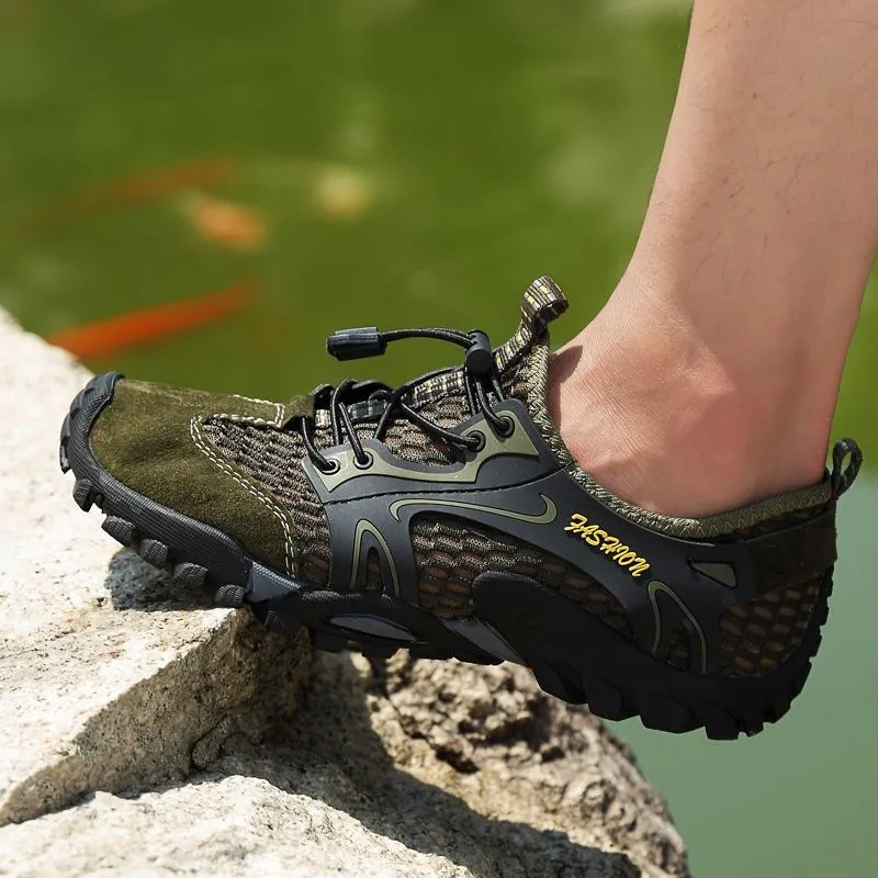 Men's Breathable Mesh Casual Light Outdoor Hiking Shoes