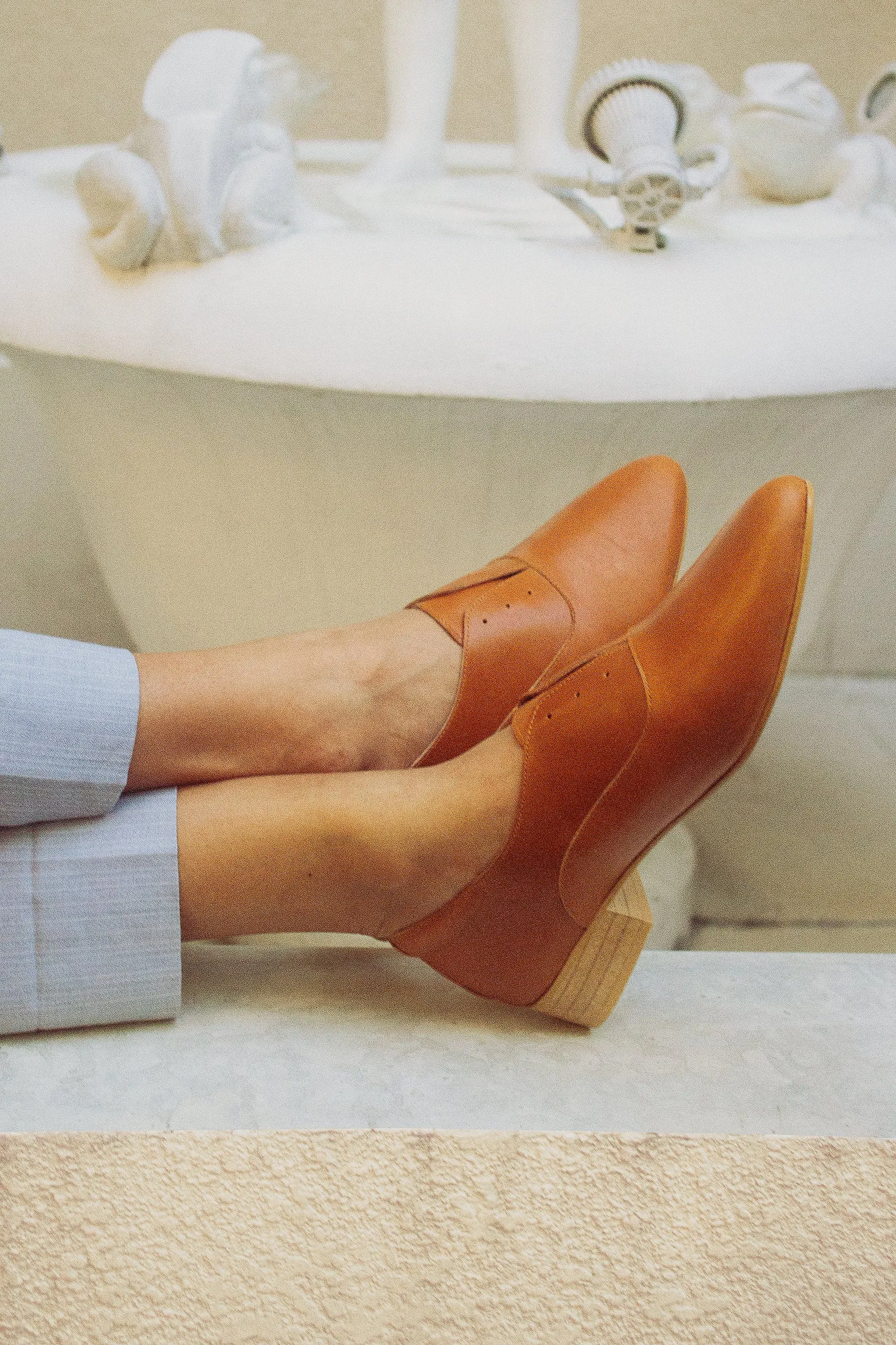 The Balmore Oxford in Tan