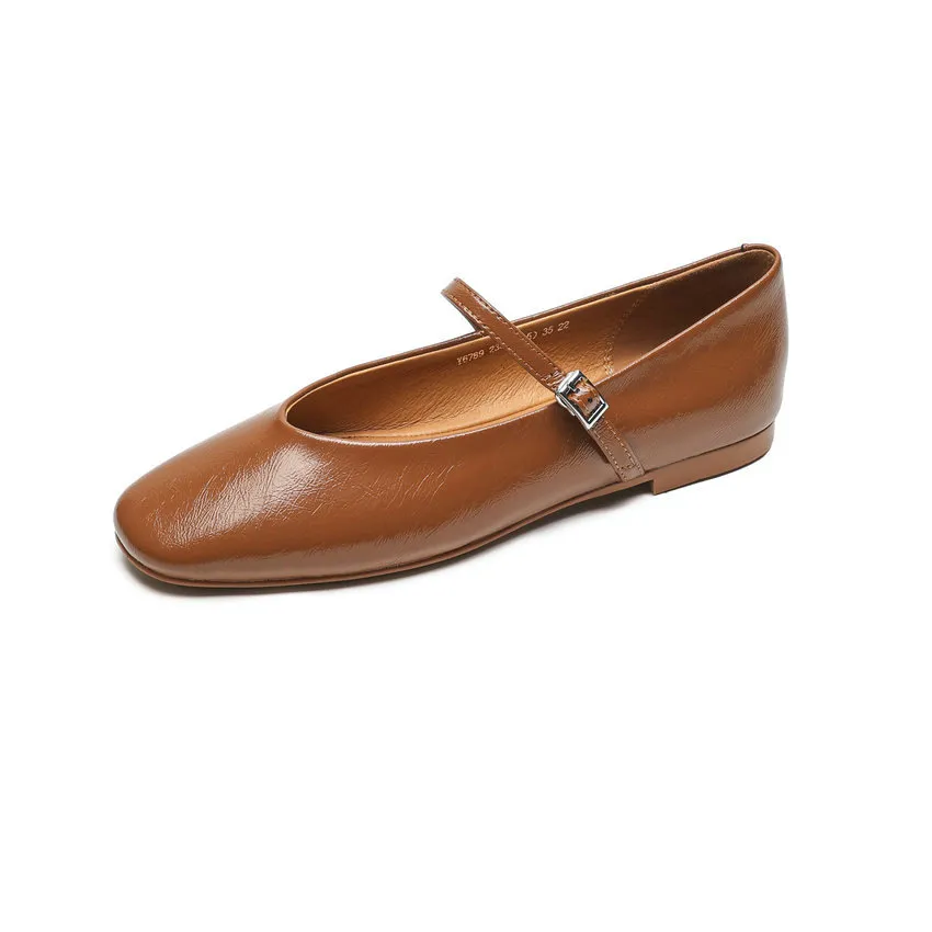 USS Shoes Simona Women's Round Toe Patent Leather Flats