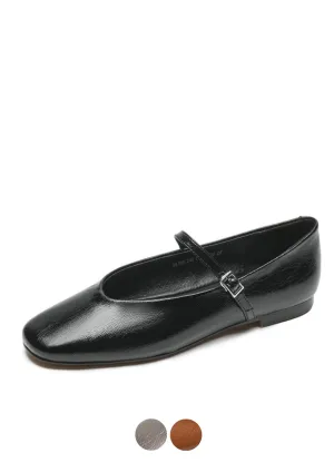 USS Shoes Simona Women's Round Toe Patent Leather Flats