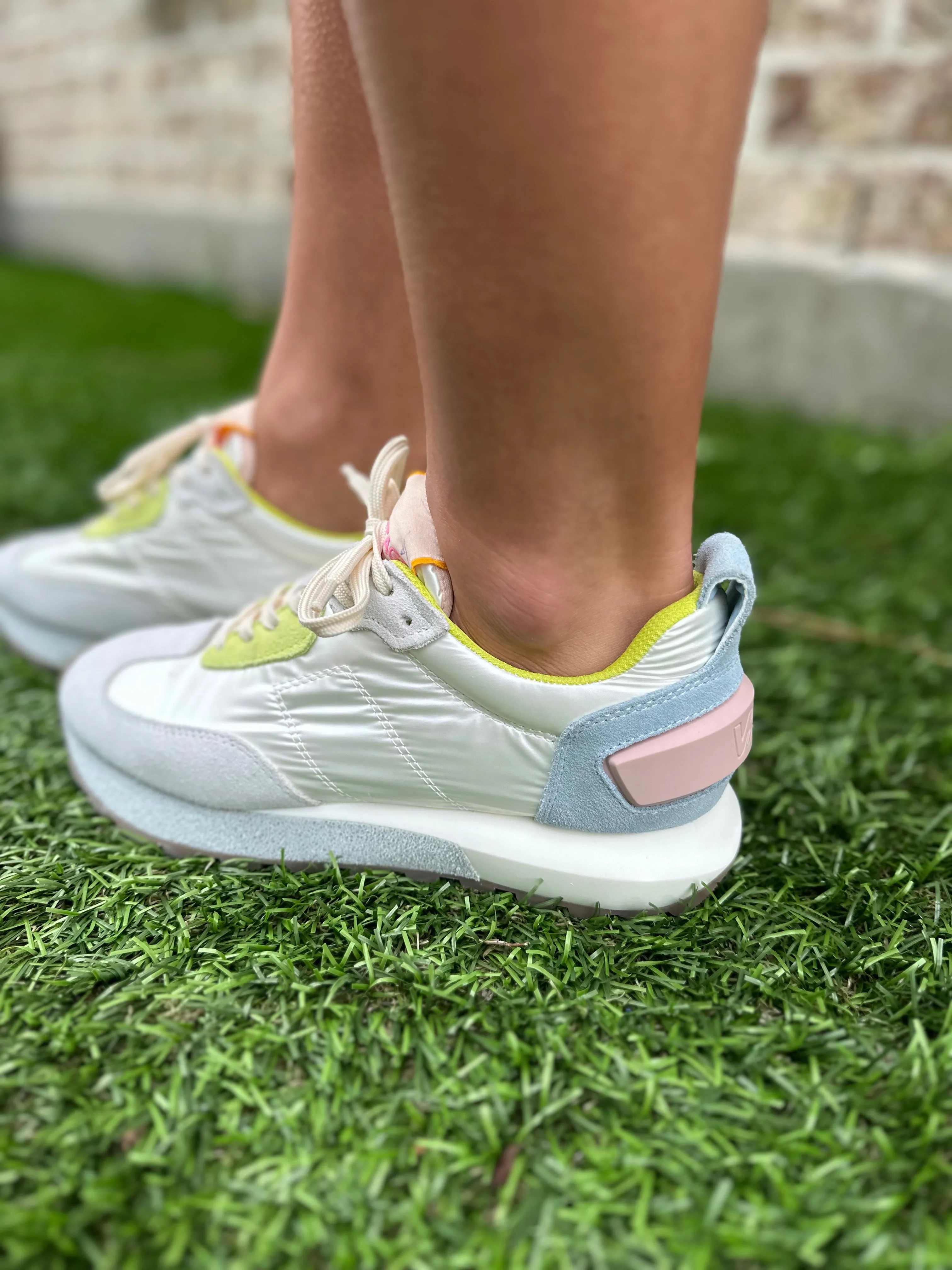 Vintage Havana Miles 2 Sneakers- White/Yellow/Pink