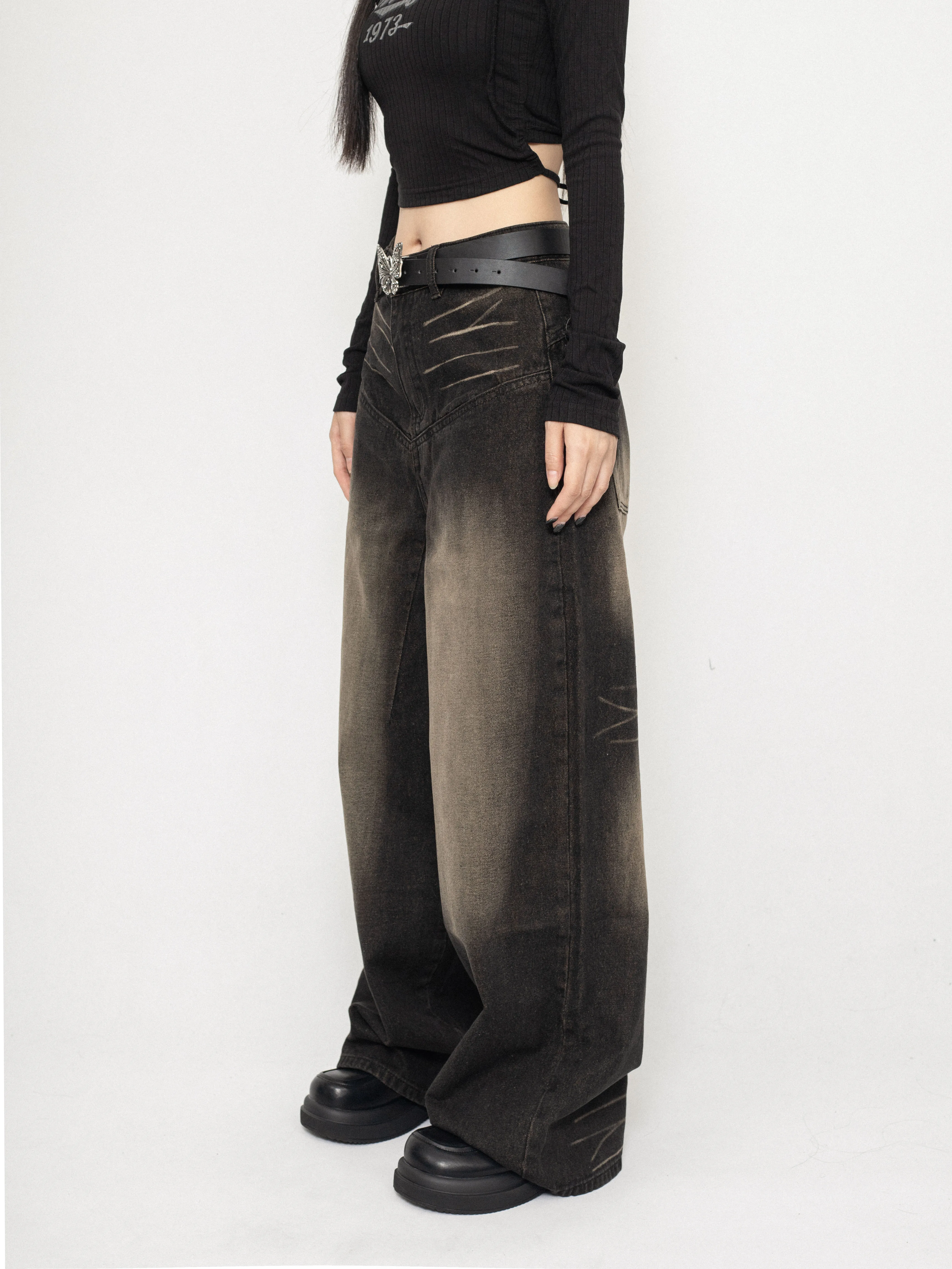 Wide-Leg Wrinkle-Effect Contrast Stitch Faded Jeans