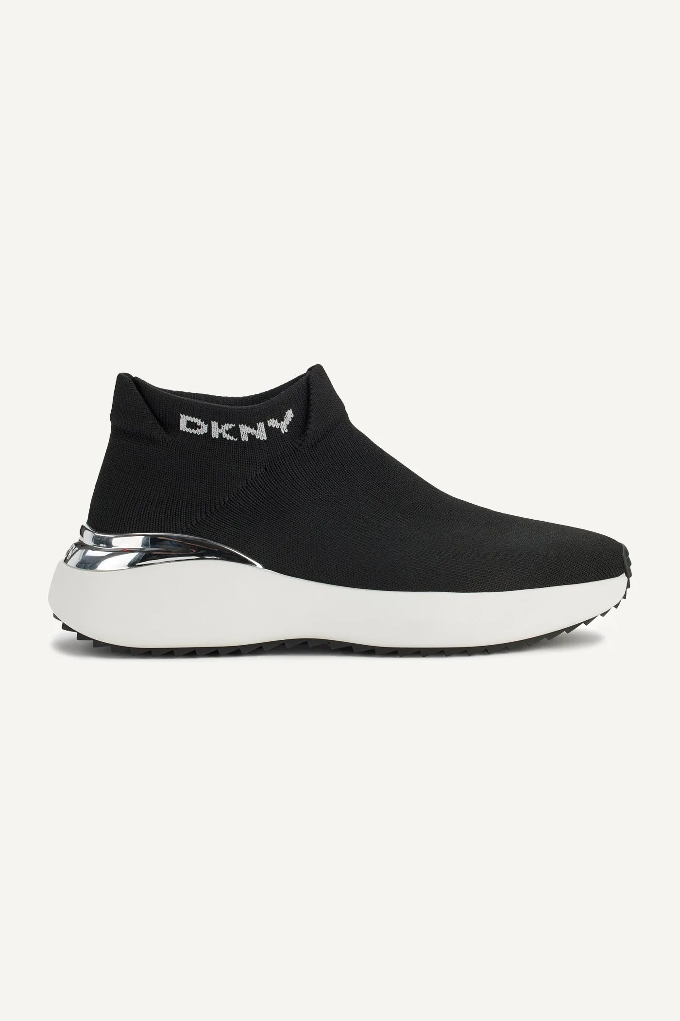 ZHAVIA SLIP ON SNEAKERS
