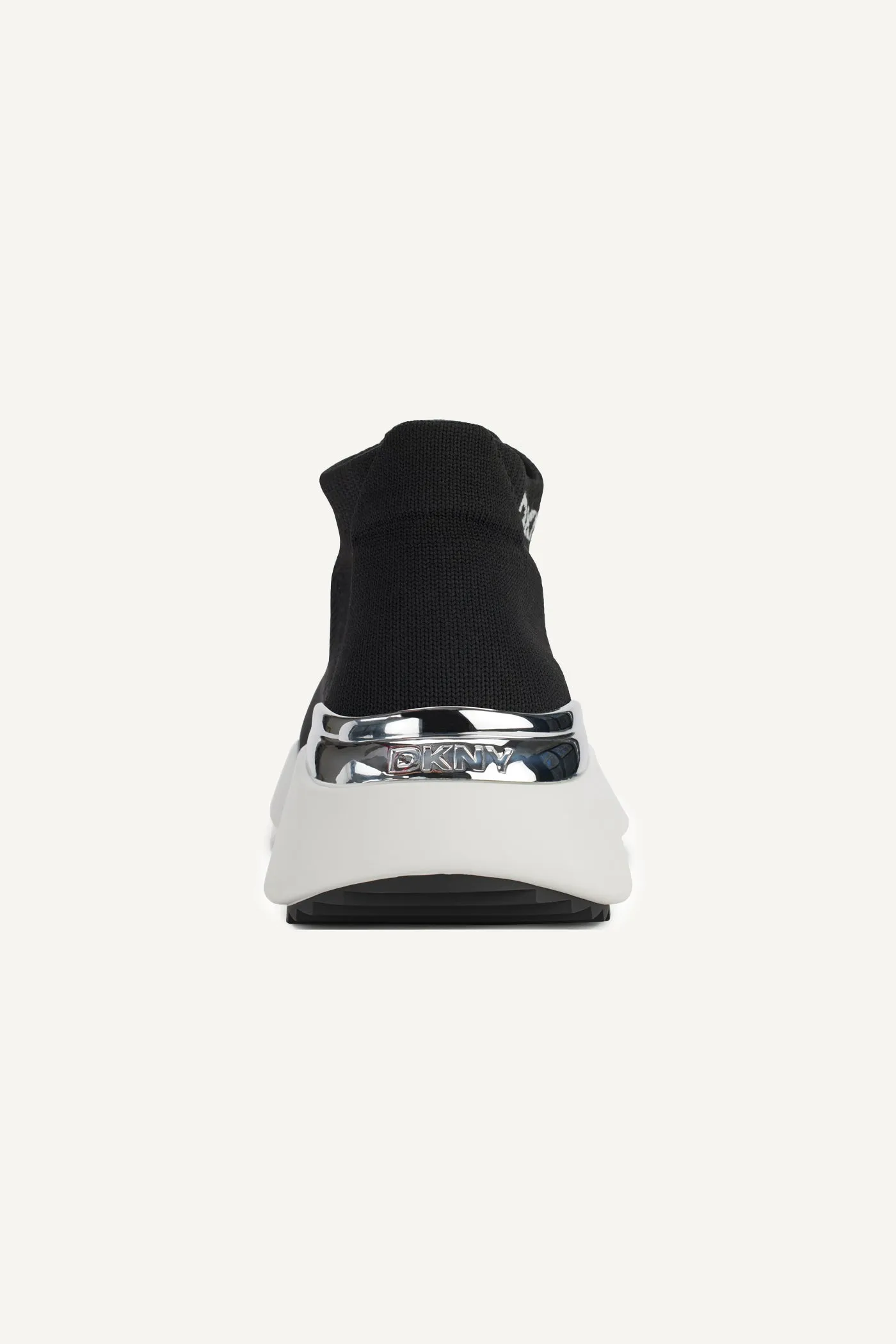 ZHAVIA SLIP ON SNEAKERS